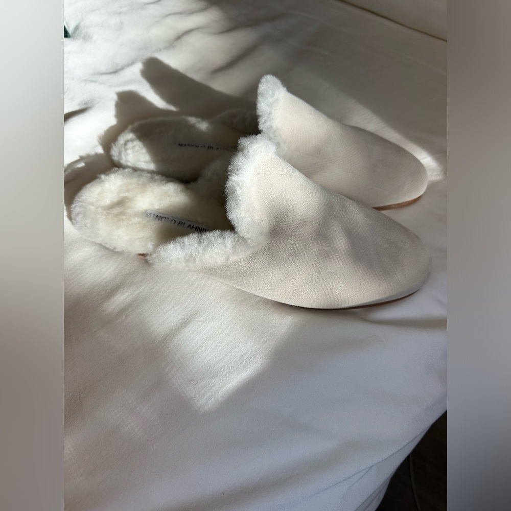 Manolo Blahnik Mariamu Suede Shearling Slipper Mules
